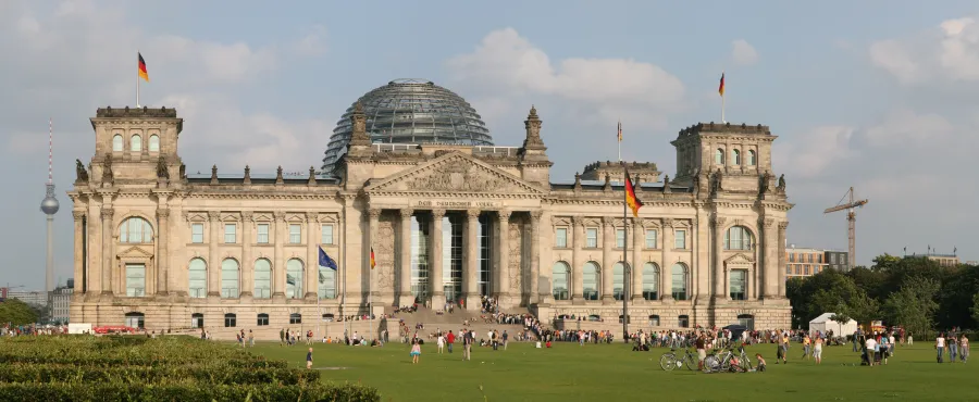 Reichstagsgebäude in Berlin als Sitz des Deutschen Bundestages
